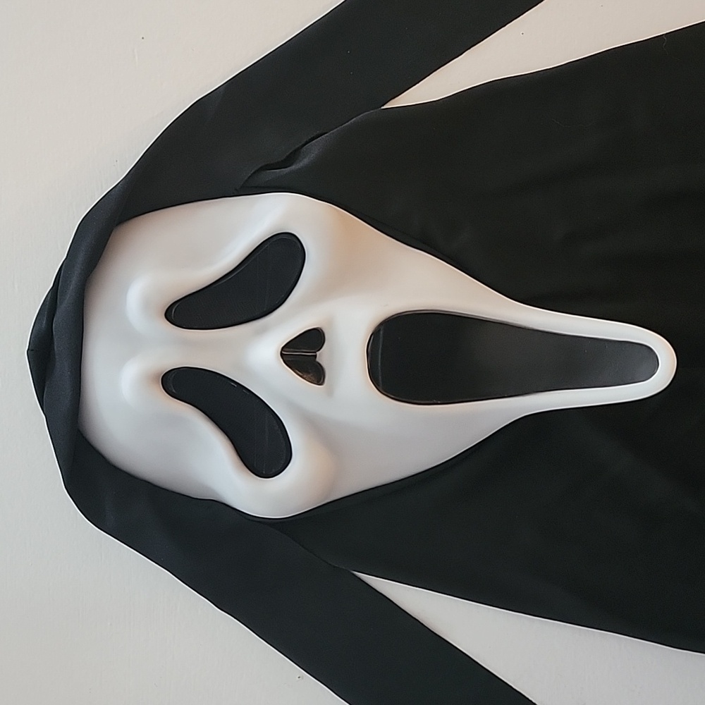 Scream Mask
